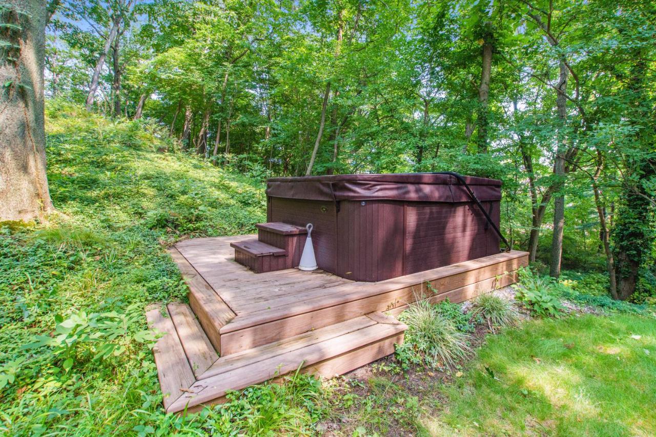 Hillside Cottage Michiana Exterior photo