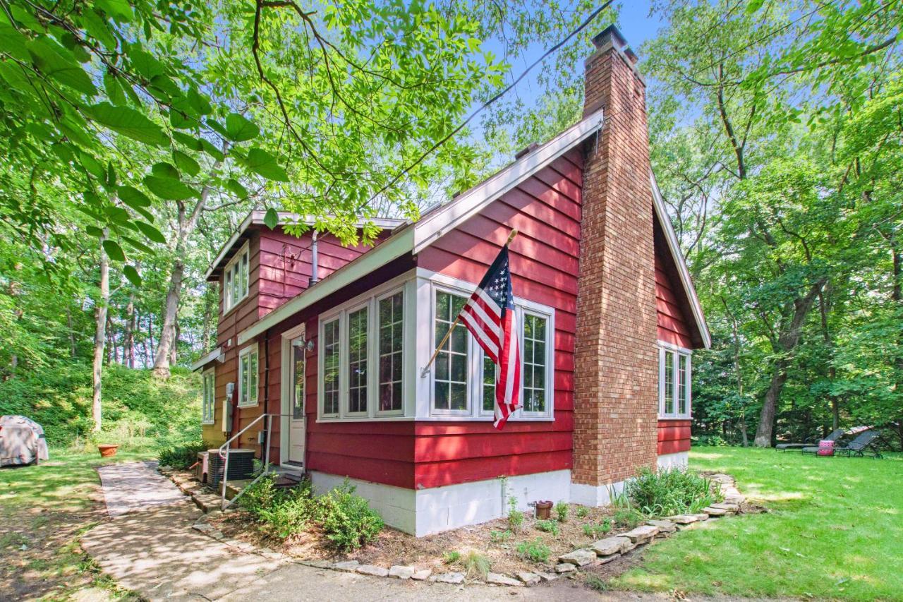 Hillside Cottage Michiana Exterior photo